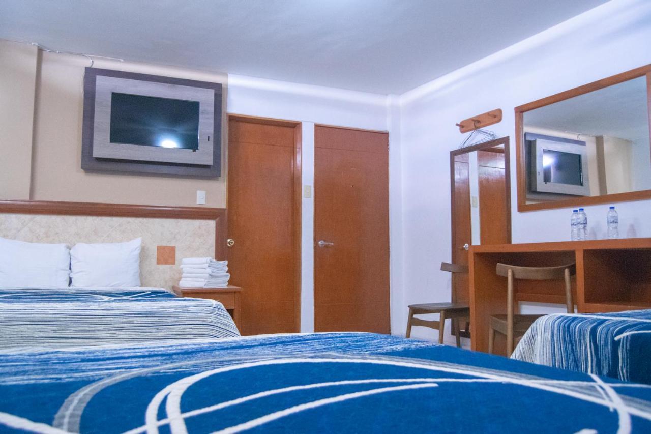 Hotel Niza Zona Piel León Exteriér fotografie