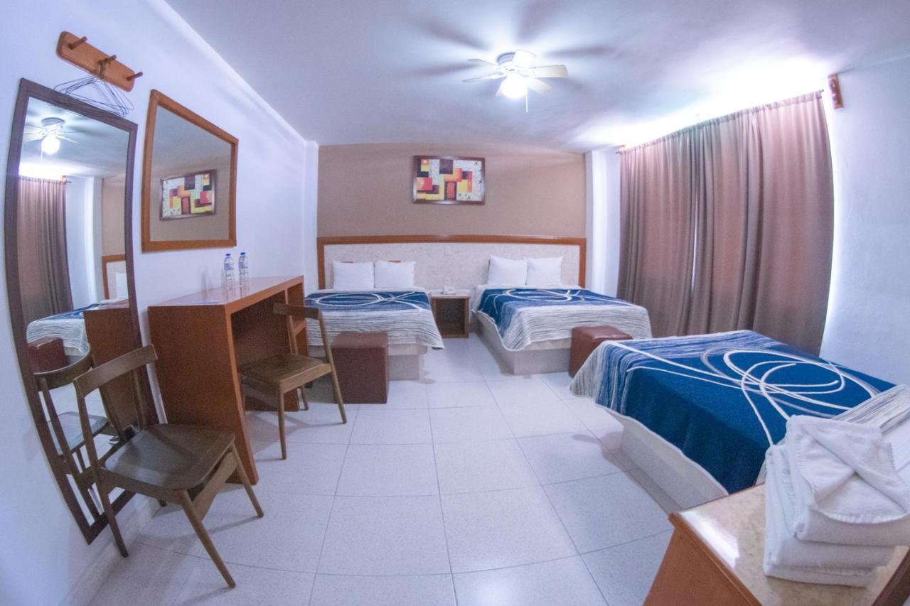 Hotel Niza Zona Piel León Exteriér fotografie