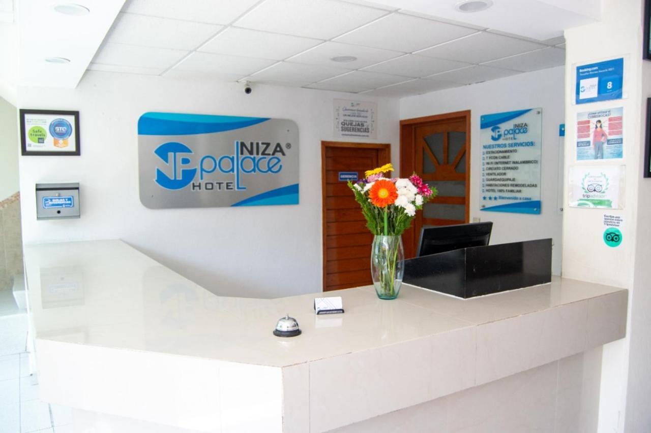 Hotel Niza Zona Piel León Exteriér fotografie
